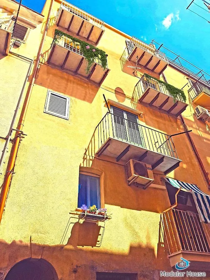 Modular House Daire Cefalù