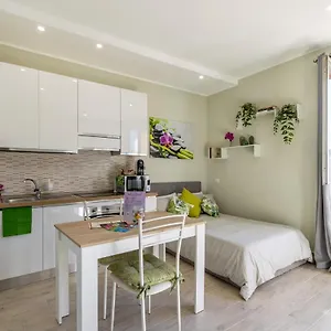  Appartamento Monza-station Wi-fi E Smart-tv. Italia