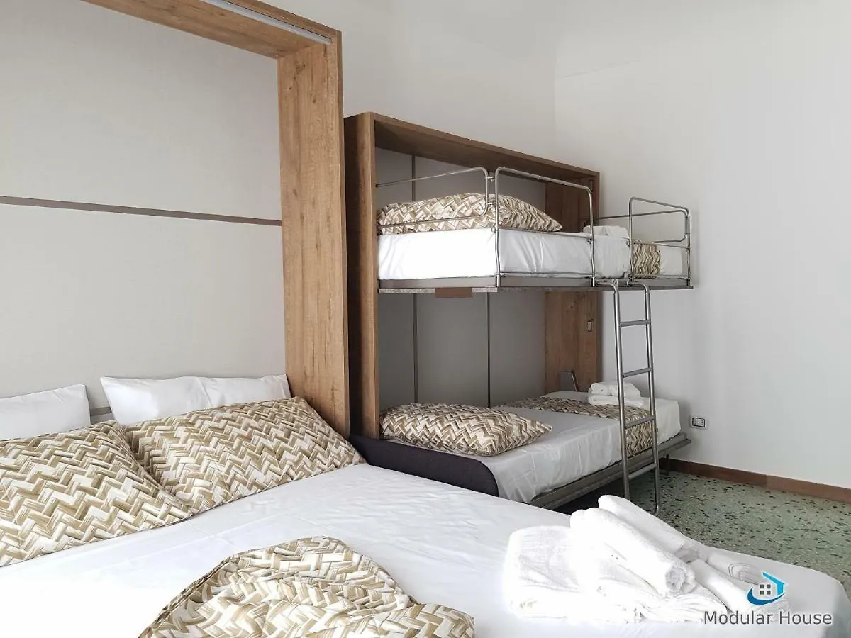 דירות צ'פאלו Modular House 0*,
