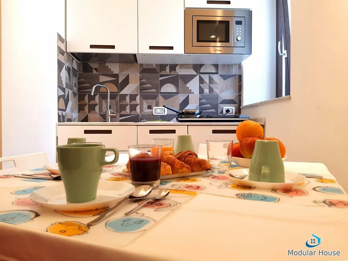 דירות צ'פאלו Modular House 0*,